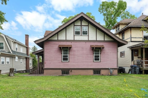 Tiny photo for 1928 E 5th St, Duluth, MN 55812 (MLS # 6127880)