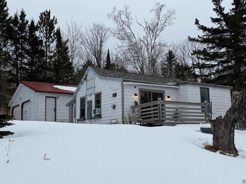 Photo of 516 Elk St, Duluth, MN 55803 (MLS # 6124411)