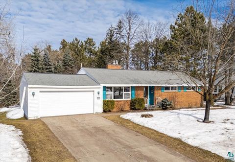 Photo of 409 Park Ave, Cloquet, MN 55720 (MLS # 6123949)