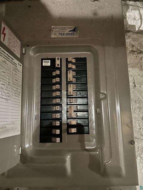 Tiny photo for 1723 E 4th St, Duluth, MN 55812 (MLS # 6123978)