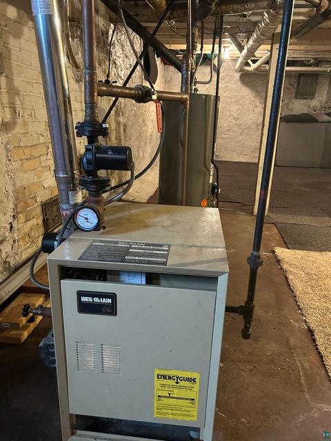 Tiny photo for 1723 E 4th St, Duluth, MN 55812 (MLS # 6123978)