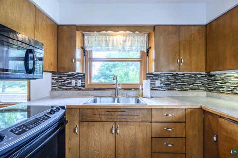Tiny photo for 4007 Hwy 5, Hibbing, MN 55746 (MLS # 6127076)