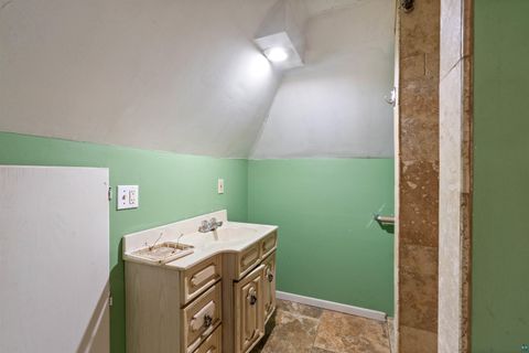 Tiny photo for 1931 E Superior St, Duluth, MN 55812 (MLS # 6125519)