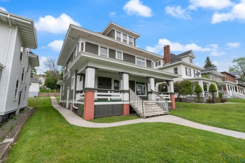 Photo of 1415 E 4th St, Duluth, MN 55805 (MLS # 6128191)