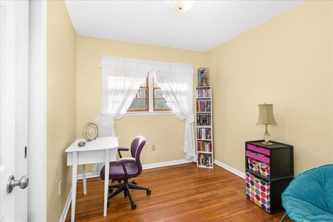 Tiny photo for 4520 Oakley St, Duluth, MN 55804 (MLS # 6122571)
