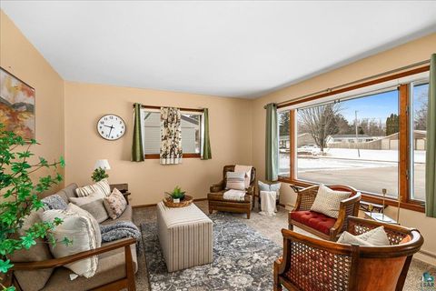 Tiny photo for 616 Maple Bend Dr, Duluth, MN 55811 (MLS # 6124022)