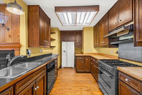 Tiny photo for 4437 Sunshine Lake Rd, Duluth, MN 55803 (MLS # 6124000)