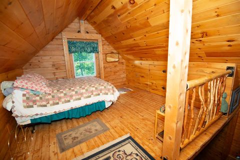Tiny photo for 1808 Tom Lake Rd, Hovland, MN 55606 (MLS # 6125451)