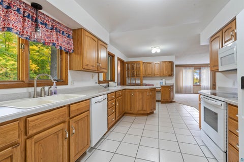 Tiny photo for 2010 Norton Rd, Duluth, MN 55803 (MLS # 6128291)