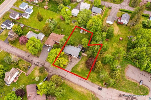 Tiny photo for 2401 W 23rd St, Duluth, MN 55811 (MLS # 6125880)