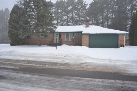 Photo of 701 Slate St, Cloquet, MN 55720 (MLS # 6123305)