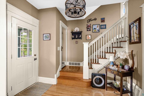Tiny photo for 202 St. Paul Ave, Duluth, MN 55803 (MLS # 6127987)