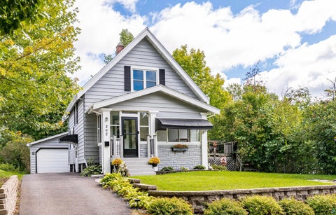 Photo of 202 St. Paul Ave, Duluth, MN 55803 (MLS # 6127987)