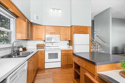 Tiny photo for 210 W Kent Rd, Duluth, MN 55812 (MLS # 6123410)