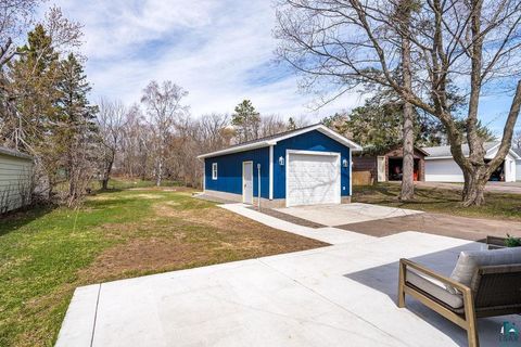 Tiny photo for 219 E Anoka St, Duluth, MN 55803 (MLS # 6125178)