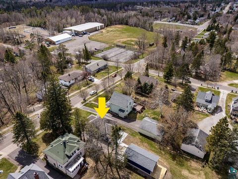 Tiny photo for 219 E Anoka St, Duluth, MN 55803 (MLS # 6125178)