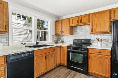 Tiny photo for 219 E Anoka St, Duluth, MN 55803 (MLS # 6125178)