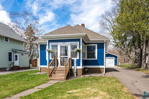 Tiny photo for 219 E Anoka St, Duluth, MN 55803 (MLS # 6125178)