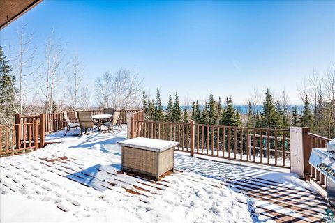 Tiny photo for 960 Deerview Ln, Two Harbors, MN 55616 (MLS # 6123792)