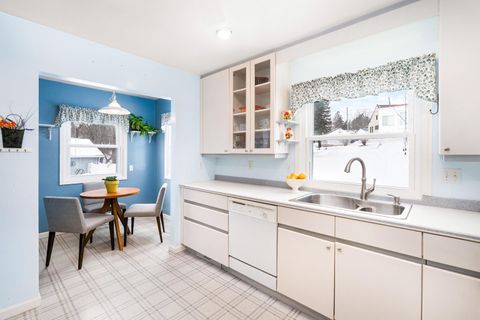 Tiny photo for 1705 Piedmont Ave, Duluth, MN 55811 (MLS # 6123550)