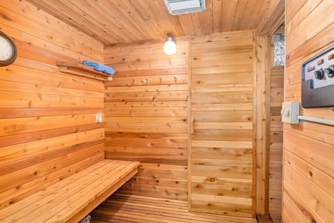 Tiny photo for 1705 Piedmont Ave, Duluth, MN 55811 (MLS # 6123550)