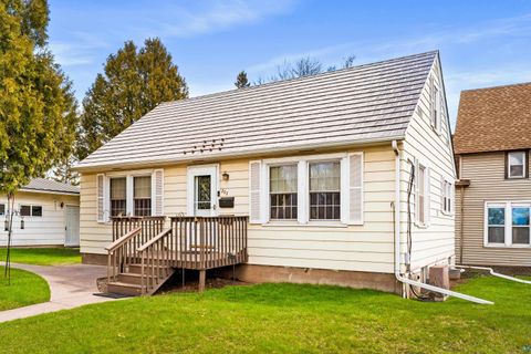 Photo of 202 8th St, Two Harbors, MN 55616 (MLS # 6125229)