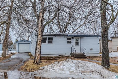 Tiny photo for 23 Bell Cr Cir, Silver Bay, MN 55614 (MLS # 6124558)