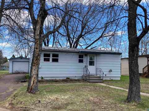 Tiny photo for 23 Bell Cr Cir, Silver Bay, MN 55614 (MLS # 6124558)