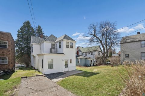 Tiny photo for 1407 E 3rd St, Duluth, MN 55804 (MLS # 6124960)