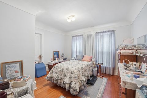 Tiny photo for 1407 E 3rd St, Duluth, MN 55804 (MLS # 6124960)