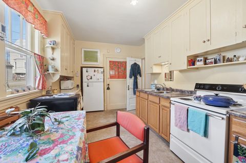Tiny photo for 1407 E 3rd St, Duluth, MN 55804 (MLS # 6124960)