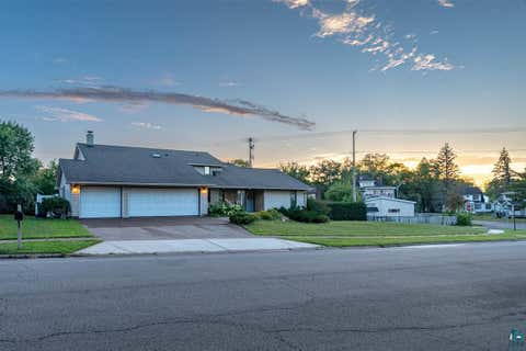 Tiny photo for 114 Highland Dr, Hibbing, MN 55746 (MLS # 6127560)