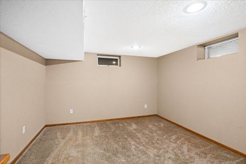 Tiny photo for 4016 Arrowhead Rd, Duluth, MN 55811 (MLS # 6123610)