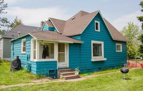 Photo of 528 5th Ave, Two Harbors, MN 55616 (MLS # 6123259)