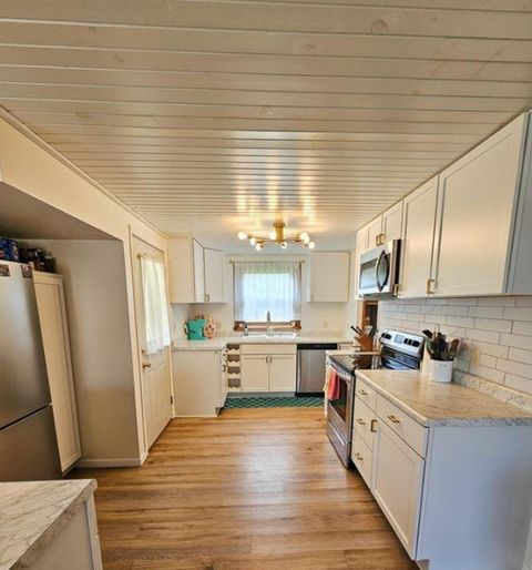 Tiny photo for 528 5th Ave, Two Harbors, MN 55616 (MLS # 6123259)