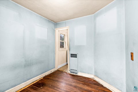 Tiny photo for 3915 Chambersburg Ave, Duluth, MN 55811 (MLS # 6127256)