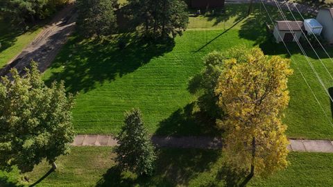 Tiny photo for 1 E Gary St, Duluth, MN 55812 (MLS # 6122278)