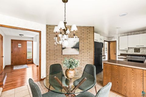 Tiny photo for 529 Valley Dr, Duluth, MN 55804 (MLS # 6125445)