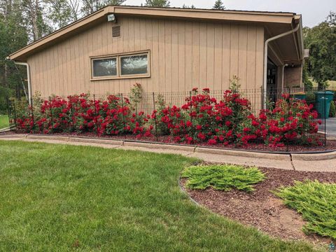 Tiny photo for 529 Valley Dr, Duluth, MN 55804 (MLS # 6125445)