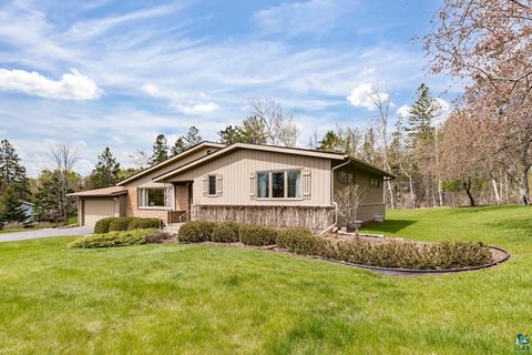 Tiny photo for 529 Valley Dr, Duluth, MN 55804 (MLS # 6125445)