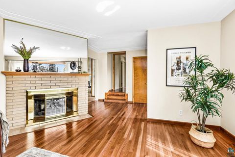 Tiny photo for 529 Valley Dr, Duluth, MN 55804 (MLS # 6125445)