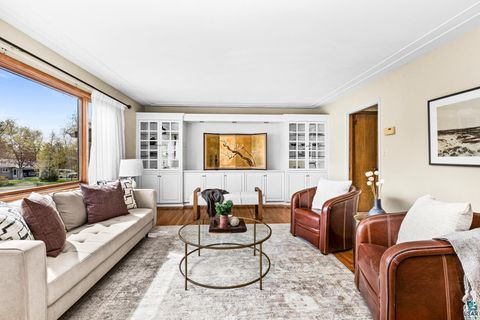 Tiny photo for 529 Valley Dr, Duluth, MN 55804 (MLS # 6125445)