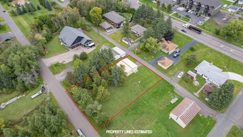 Photo of 67 Banks Ave, Superior, WI 54880 (MLS # 6128081)