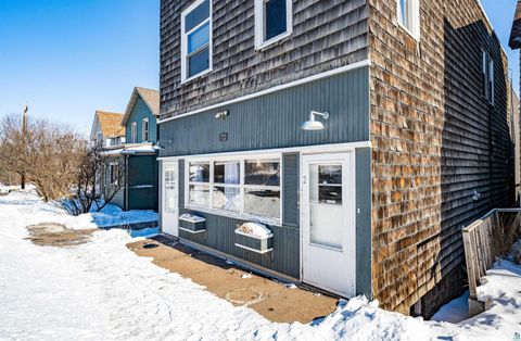 Photo of 722 E 3rd St, Duluth, MN 55805 (MLS # 6123912)