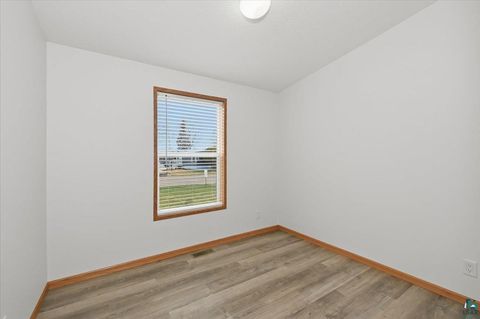 Tiny photo for 4474 Birchwood Dr, Hermantown, MN 55811 (MLS # 6125128)