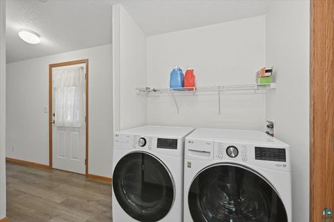 Tiny photo for 4474 Birchwood Dr, Hermantown, MN 55811 (MLS # 6125128)