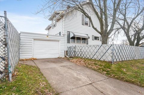 Tiny photo for 330 N 46th Ave W, Duluth, MN 55807 (MLS # 6122790)