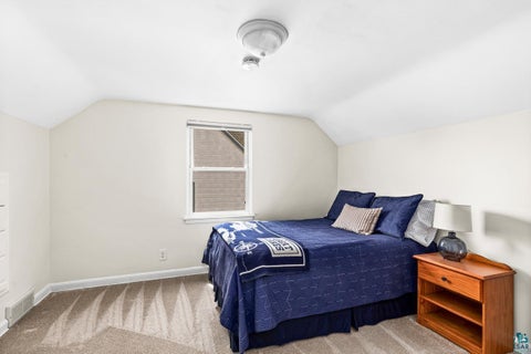 Tiny photo for 5530 W 8th St, Duluth, MN 55807 (MLS # 6125814)