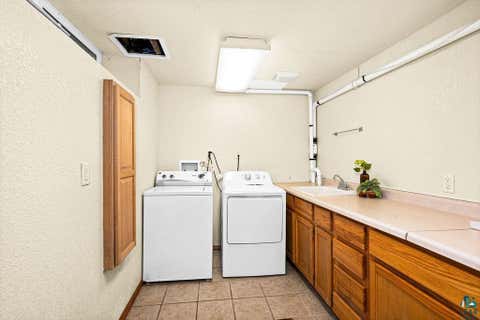 Tiny photo for 2711 E 8th St, Duluth, MN 55812 (MLS # 6126398)