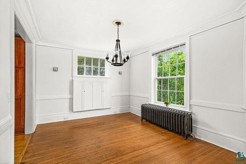 Tiny photo for 2711 E 8th St, Duluth, MN 55812 (MLS # 6126398)